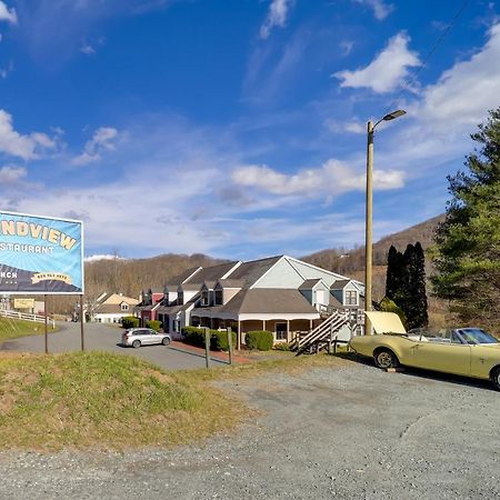 Cozy Banner Elk Condo With Fireplace And Lookout Deck! Exterior photo